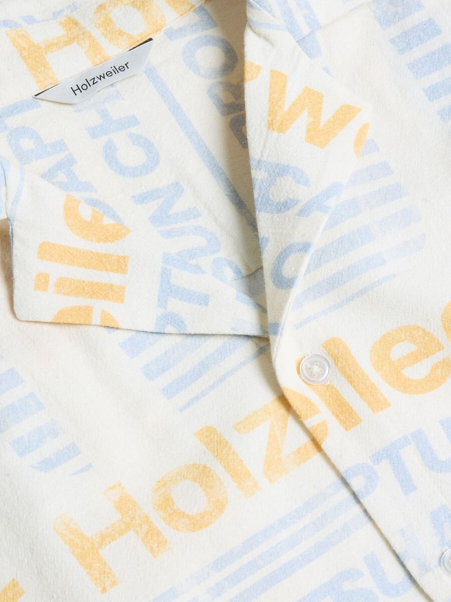 skjorta med pirtryck